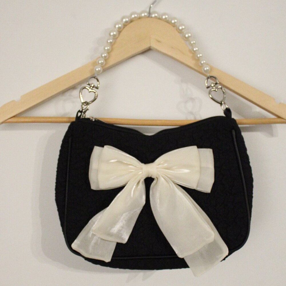 Bow and Pearl Shoulder Bag